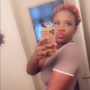 Meet your Posher, Jullian